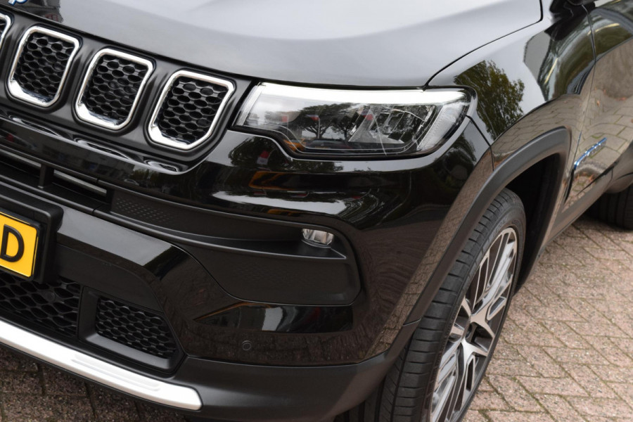 Jeep Compass 4xe 190 Plug-in Hybrid Electric Limited Lease Ed. Jeep Compass 4xe 190 Plug-in Hybrid Electric Limited Lease Ed.
