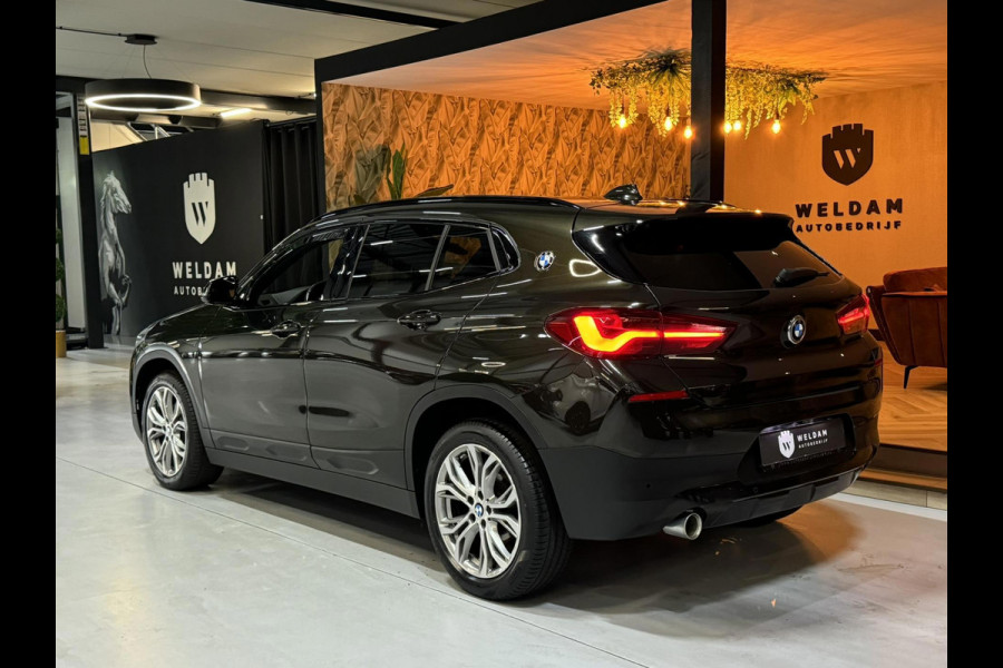 BMW X2 SDrive18i Advantage Plus Garantie Camera StoelVW Elek Achterklep Cruise Clima Navi Led Rijklaar