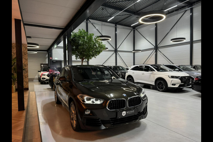 BMW X2 SDrive18i Advantage Plus Garantie Camera StoelVW Elek Achterklep Cruise Clima Navi Led Rijklaar