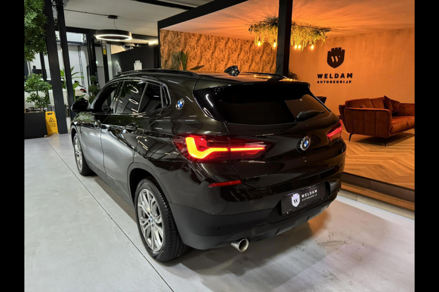 BMW X2 SDrive18i Advantage Plus Garantie Camera StoelVW Elek Achterklep Cruise Clima Navi Led Rijklaar
