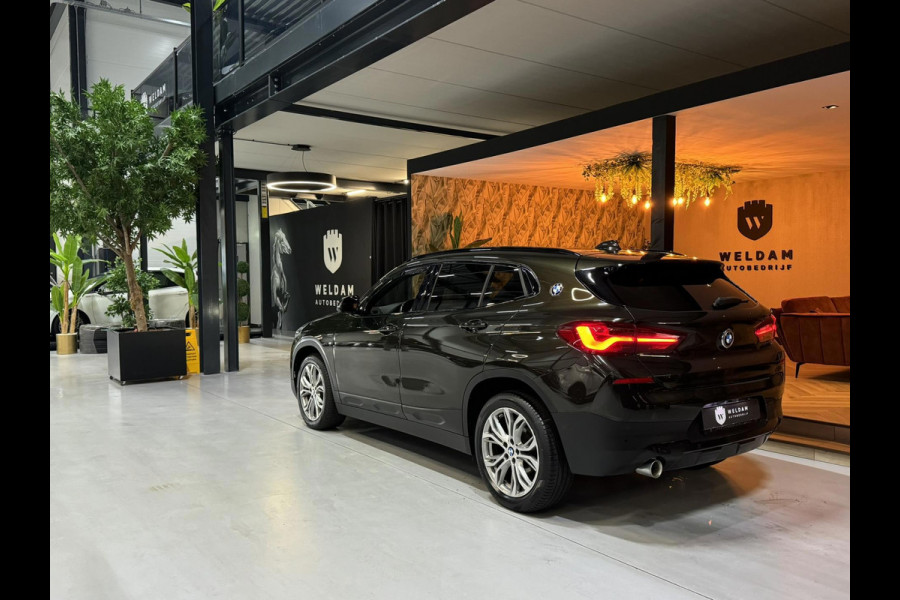 BMW X2 SDrive18i Advantage Plus Garantie Camera StoelVW Elek Achterklep Cruise Clima Navi Led Rijklaar