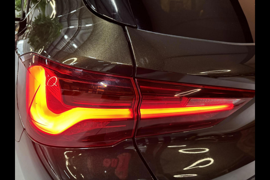 BMW X2 SDrive18i Advantage Plus Garantie Camera StoelVW Elek Achterklep Cruise Clima Navi Led Rijklaar