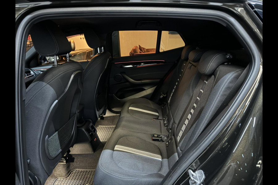 BMW X2 SDrive18i Advantage Plus Garantie Camera StoelVW Elek Achterklep Cruise Clima Navi Led Rijklaar