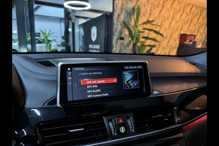 BMW X2 SDrive18i Advantage Plus Garantie Camera StoelVW Elek Achterklep Cruise Clima Navi Led Rijklaar