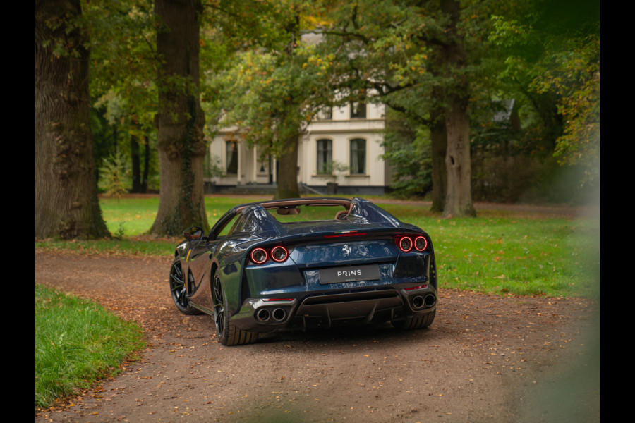Ferrari 812 GTS 6.5 V12 | Blu Swaters | Airbrushed Shields | Full Carbon spec | Lift | JBL | Surround view | ADAS | Racing seats