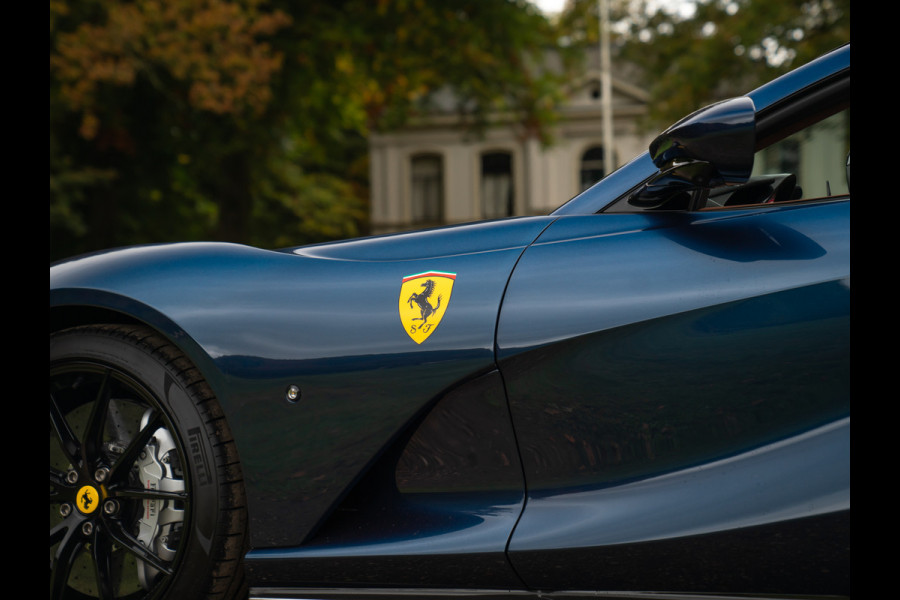 Ferrari 812 GTS 6.5 V12 | Blu Swaters | Airbrushed Shields | Full Carbon spec | Lift | JBL | Surround view | ADAS | Racing seats