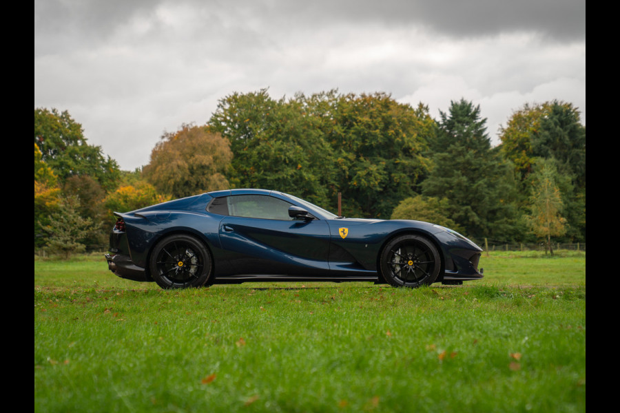 Ferrari 812 GTS 6.5 V12 | Blu Swaters | Airbrushed Shields | Full Carbon spec | Lift | JBL | Surround view | ADAS | Racing seats