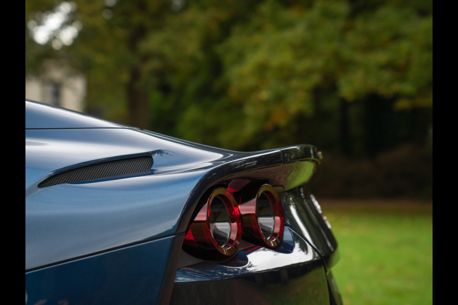 Ferrari 812 GTS 6.5 V12 | Blu Swaters | Airbrushed Shields | Full Carbon spec | Lift | JBL | Surround view | ADAS | Racing seats