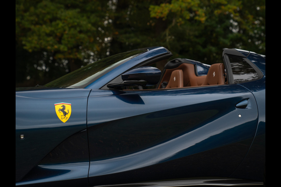 Ferrari 812 GTS 6.5 V12 | Blu Swaters | Airbrushed Shields | Full Carbon spec | Lift | JBL | Surround view | ADAS | Racing seats