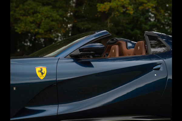 Ferrari 812 GTS 6.5 V12 | Blu Swaters | Airbrushed Shields | Full Carbon spec | Lift | JBL | Surround view | ADAS | Racing seats