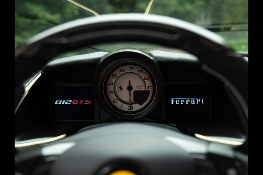 Ferrari 812 GTS 6.5 V12 | Blu Swaters | Airbrushed Shields | Full Carbon spec | Lift | JBL | Surround view | ADAS | Racing seats