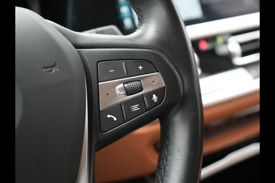 BMW 3 Serie Touring 320e Sportline Plug In Hybrid 204pk Dealer O.H PHEV | Lederen Sportstoelen Verwarmd | Sfeerverlichting | Apple Carplay | Navigatie | Cruise Control | Virtual | DAB |