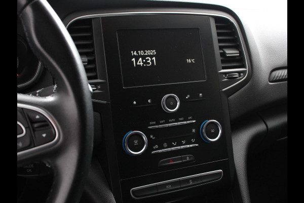 Renault MEGANE Estate 1.3 TCe Limited Cruise control Climate control Navigatie Parkeersensoren achter Lichtmetalen velgen LED
