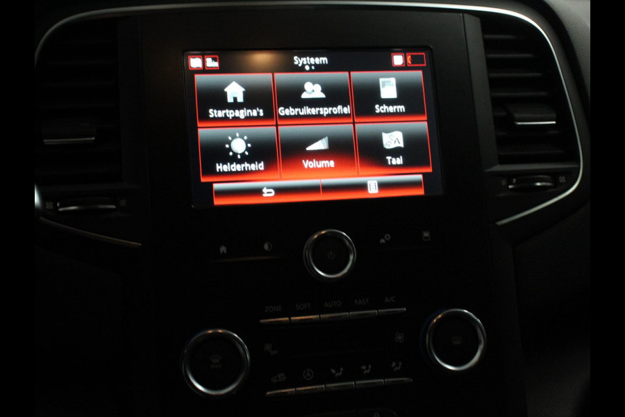 Renault MEGANE Estate 1.3 TCe Limited Cruise control Climate control Navigatie Parkeersensoren achter Lichtmetalen velgen LED