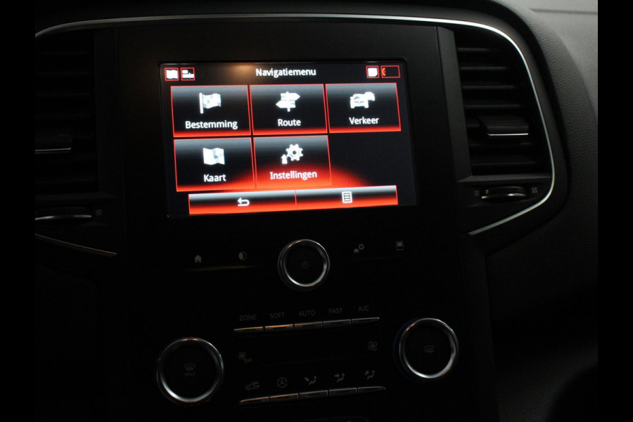 Renault MEGANE Estate 1.3 TCe Limited Cruise control Climate control Navigatie Parkeersensoren achter Lichtmetalen velgen LED