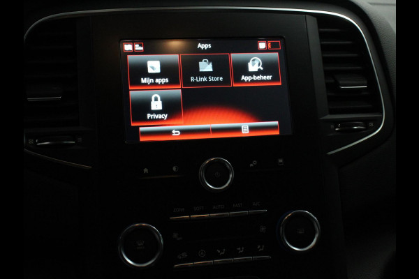 Renault MEGANE Estate 1.3 TCe Limited Cruise control Climate control Navigatie Parkeersensoren achter Lichtmetalen velgen LED