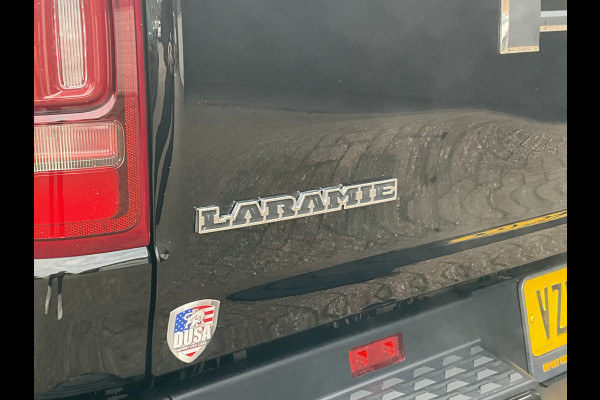 Dodge Ram 1500 5.7 V8 4x4 Crew Cab Laramie LPG Trekhaak Leer Stoelverw+Ventilatie Alpine VOL! Dodge Ram 1500 5.7 V8 4x4 Crew Cab Laramie LPG Trekhaak Leer Stoelverw+Ventilatie Alpine VOL!