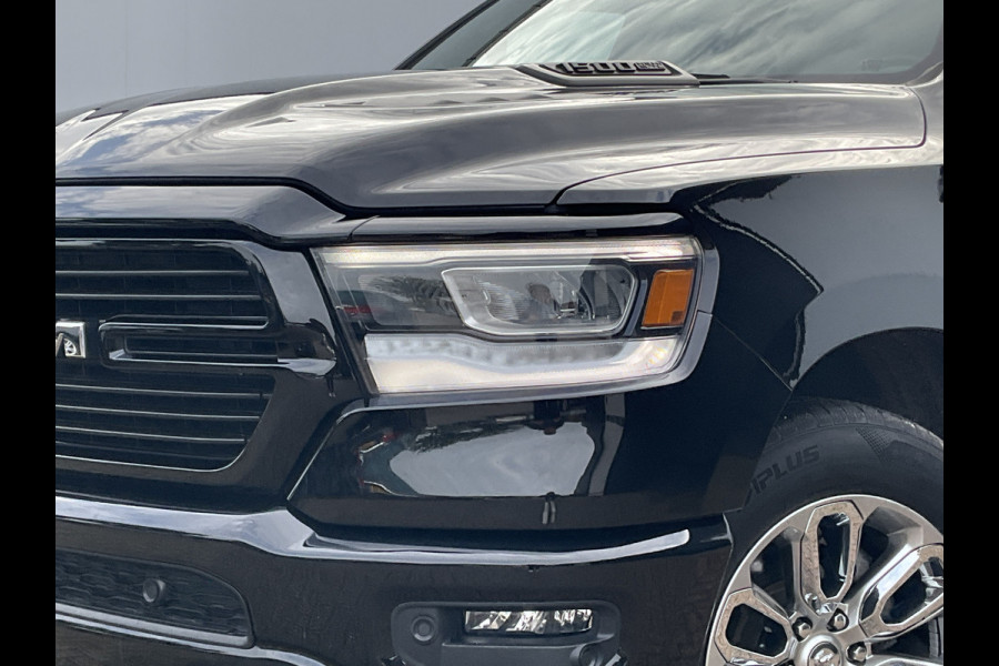 Dodge Ram 1500 5.7 V8 4x4 Crew Cab Laramie LPG Trekhaak Leer Stoelverw+Ventilatie Alpine VOL! Dodge Ram 1500 5.7 V8 4x4 Crew Cab Laramie LPG Trekhaak Leer Stoelverw+Ventilatie Alpine VOL!
