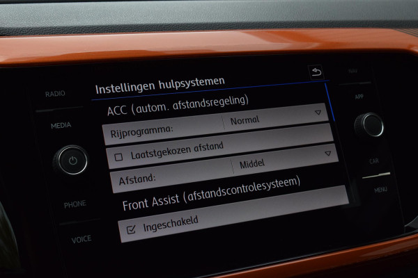 Volkswagen T-Cross 1.0 TSI Style|Led|18"|ACC|Virtual|Carplay