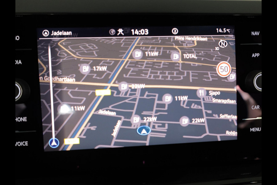 Volkswagen Taigo 1.0 TSI R-Line Edition 116 pk Automaat (DSG) | Verlengde garantie | Navigatie | Parkeersensoren | Achteruitrijcamera | Black Style pakket | Stoelverwarming | R-Line |