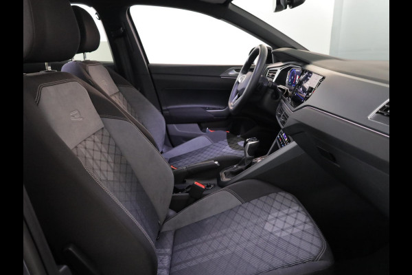 Volkswagen Taigo 1.0 TSI R-Line Edition 116 pk Automaat (DSG) | Verlengde garantie | Navigatie | Parkeersensoren | Achteruitrijcamera | Black Style pakket | Stoelverwarming | R-Line |