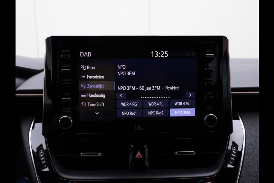 Toyota Corolla Touring Sports 2.0 Hybrid Trek | JBL | Full Led | Stoel/Stuurwiel verwarming Toyota Corolla Touring Sports 2.0 Hybrid Trek | JBL | Full Led | Stoel/Stuurwiel verwarming