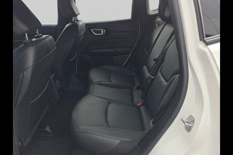 Jeep Compass 4xe 240 Plug-in Hybrid Electric S | Automaat | 4x4 | Volleder | Stoelen Elektrisch | Achtrijcamera/Parkeersensoren |