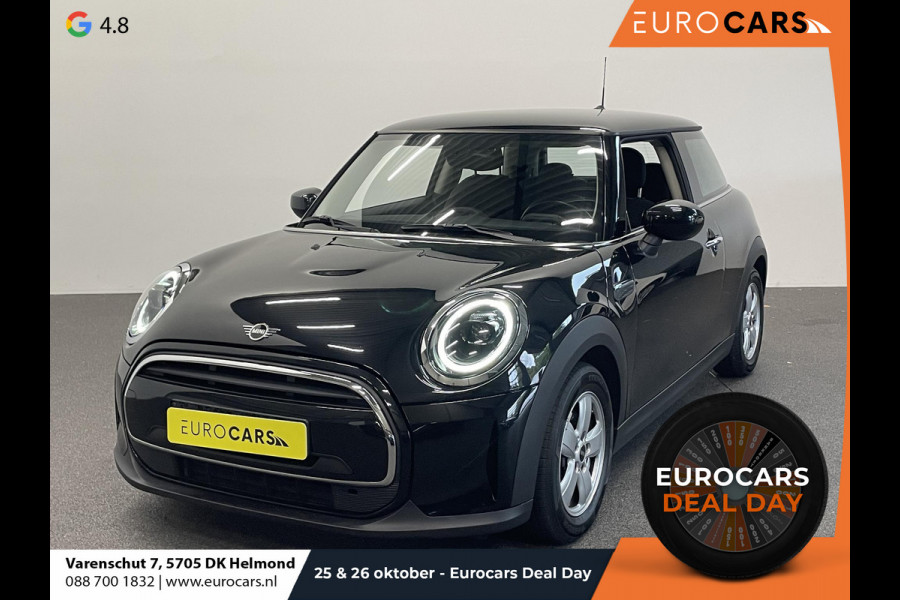 MINI Cooper 1.5 Serious Business AUT Navigatie Apple Carplay/Android Auto Parkeersensoren achter Cruise Control Virtual Cockpit Full LED Climate Control