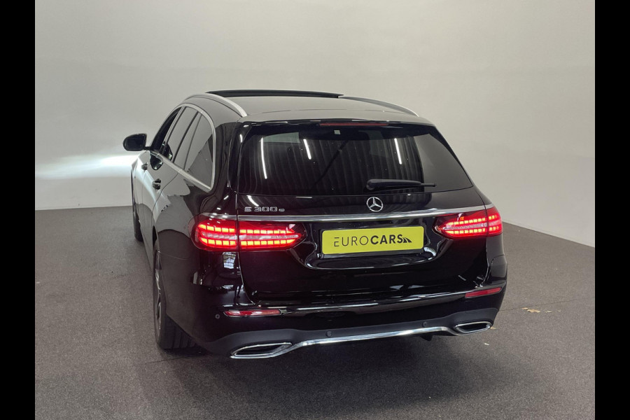 Mercedes-Benz E-Klasse 300e PHEV AMG Line Auto. Estate Panoramadak Navigatie Appel Carplay/ Android Auto Parkeersensoren Cruise Control Led Burmester Soundsystem Sfeerverlichting Elektrische achterklep Climate Control