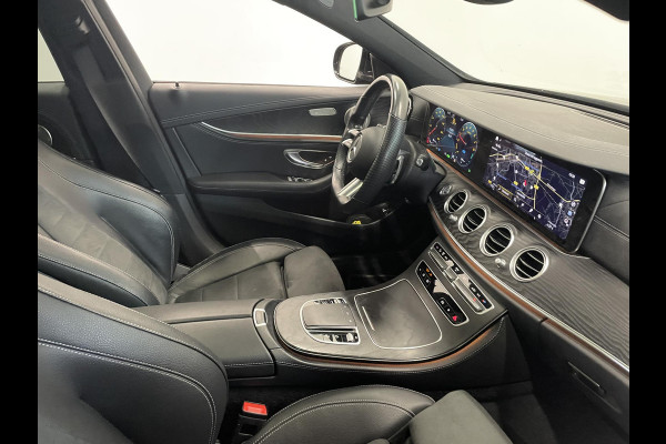 Mercedes-Benz E-Klasse 300e PHEV AMG Line Auto. Estate Panoramadak Navigatie Appel Carplay/ Android Auto Parkeersensoren Cruise Control Led Burmester Soundsystem Sfeerverlichting Elektrische achterklep Climate Control