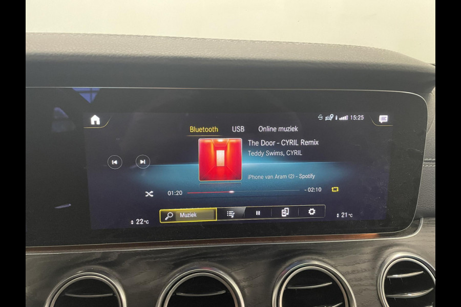 Mercedes-Benz E-Klasse 300e PHEV AMG Line Auto. Estate Panoramadak Navigatie Appel Carplay/ Android Auto Parkeersensoren Cruise Control Led Burmester Soundsystem Sfeerverlichting Elektrische achterklep Climate Control