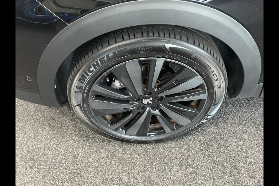 Peugeot 5008 1.2 PureTech GT Black Pack 7p Climate control Adaptive cruise control Achteruitrij camera Verwarmde voorstoelen Keyless Navigatie LED Apple Carplay/ Android Auto Peugeot 5008 1.2 PureTech GT Black Pack 7p Climate control Adaptive cruise control Achteruitrij camera Verwarmde voorstoelen Keyless Navigatie LED Apple Carplay/ Android Auto