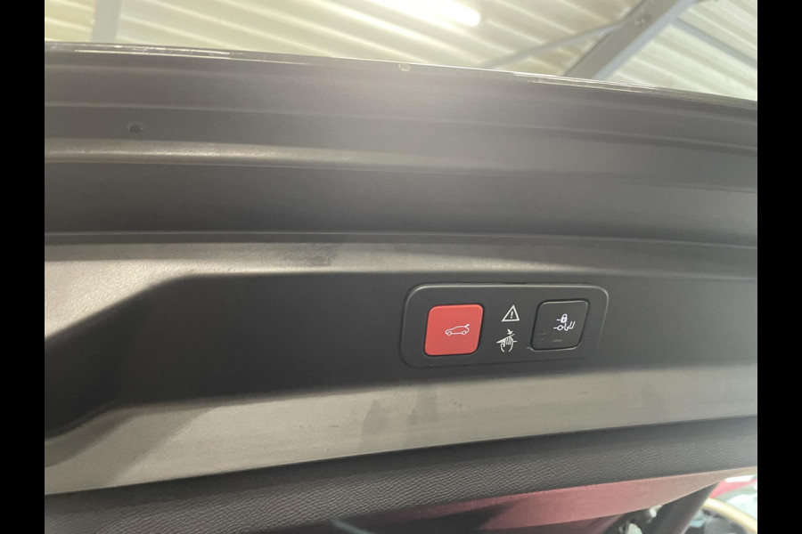 Peugeot 5008 1.2 PureTech GT Black Pack 7p Climate control Adaptive cruise control Achteruitrij camera Verwarmde voorstoelen Keyless Navigatie LED Apple Carplay/ Android Auto Peugeot 5008 1.2 PureTech GT Black Pack 7p Climate control Adaptive cruise control Achteruitrij camera Verwarmde voorstoelen Keyless Navigatie LED Apple Carplay/ Android Auto