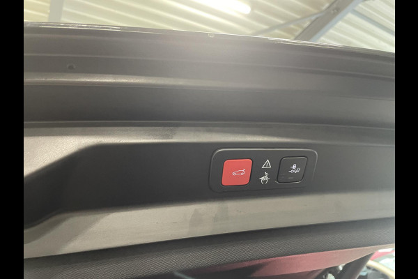 Peugeot 5008 1.2 PureTech GT Black Pack 7p Climate control Adaptive cruise control Achteruitrij camera Verwarmde voorstoelen Keyless Navigatie LED Apple Carplay/ Android Auto Peugeot 5008 1.2 PureTech GT Black Pack 7p Climate control Adaptive cruise control Achteruitrij camera Verwarmde voorstoelen Keyless Navigatie LED Apple Carplay/ Android Auto