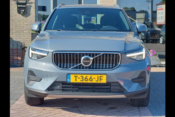 Volvo XC40 1.5 T4 Plug-in hybrid Core Bright | WinterPack | Camera | NAP
