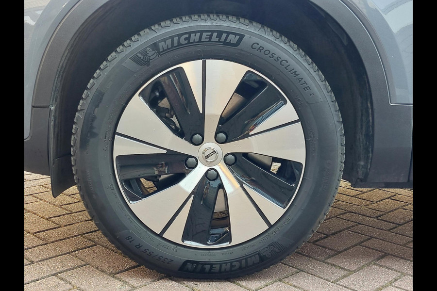 Volvo XC40 1.5 T4 Plug-in hybrid Core Bright | WinterPack | Camera | NAP