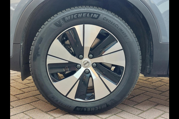Volvo XC40 1.5 T4 Plug-in hybrid Core Bright | WinterPack | Camera | NAP