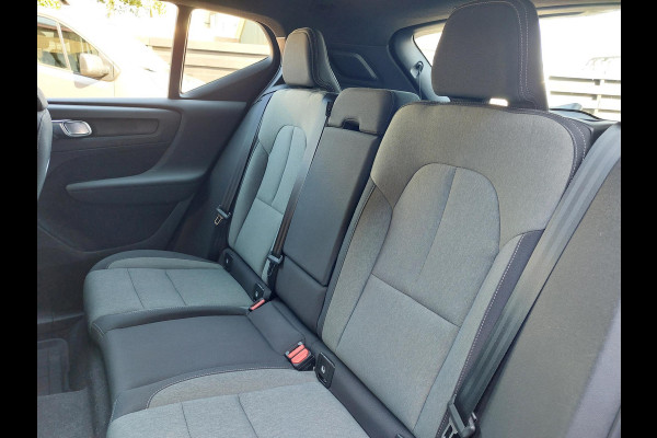 Volvo XC40 1.5 T4 Plug-in hybrid Core Bright | WinterPack | Camera | NAP