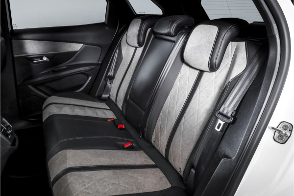 Peugeot 3008 1.6 HYbrid4 300 PK GT Orig. NL | Dig. Cockpit | Trekhaak | Cruise | PDC | Camera | NAV+App. Connect | ECC | LM 19" |