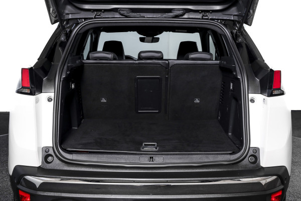 Peugeot 3008 1.6 HYbrid4 300 PK GT Orig. NL | Dig. Cockpit | Trekhaak | Cruise | PDC | Camera | NAV+App. Connect | ECC | LM 19" |