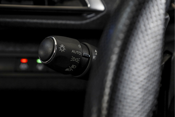 Peugeot 3008 1.6 HYbrid4 300 PK GT Orig. NL | Dig. Cockpit | Trekhaak | Cruise | PDC | Camera | NAV+App. Connect | ECC | LM 19" |