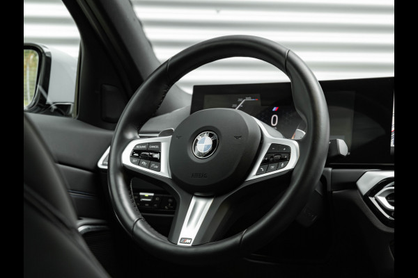 BMW 3-serie 320i M-Sport - Active Cruise Control - Stoelverwarming - Camera - Hifi BMW 3-serie 320i M-Sport - Active Cruise Control - Stoelverwarming - Camera - Hifi
