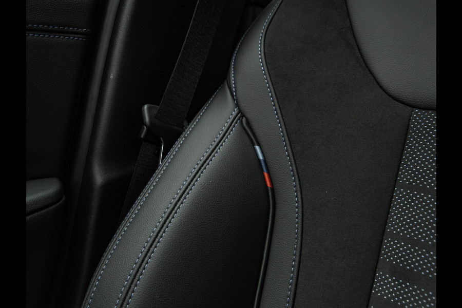 BMW 3-serie 320i M-Sport - Active Cruise Control - Stoelverwarming - Camera - Hifi BMW 3-serie 320i M-Sport - Active Cruise Control - Stoelverwarming - Camera - Hifi