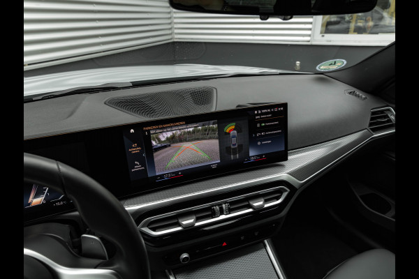 BMW 3-serie 320i M-Sport - Active Cruise Control - Stoelverwarming - Camera - Hifi BMW 3-serie 320i M-Sport - Active Cruise Control - Stoelverwarming - Camera - Hifi