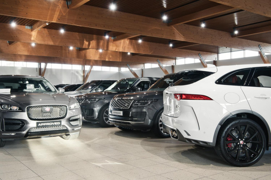 Land Rover Range Rover Sport P550e Autobiography PHEV | SVO | Land Rover Range Rover Sport P550e Autobiography PHEV | SVO |