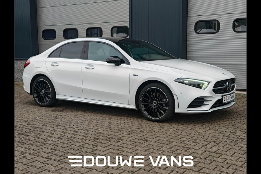 Mercedes-Benz A-Klasse 250e Sedan AMG Panorama Memory Night Pakket