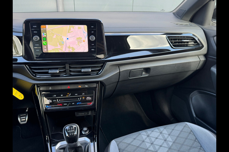 Volkswagen T-Roc 1.0 TSI R-Line * Blackstyle * Carplay * Climate Control * Parkeersensoren *