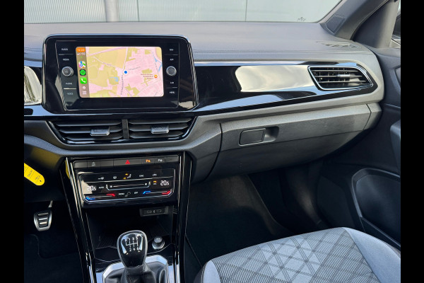 Volkswagen T-Roc 1.0 TSI R-Line * Blackstyle * Carplay * Climate Control * Parkeersensoren *