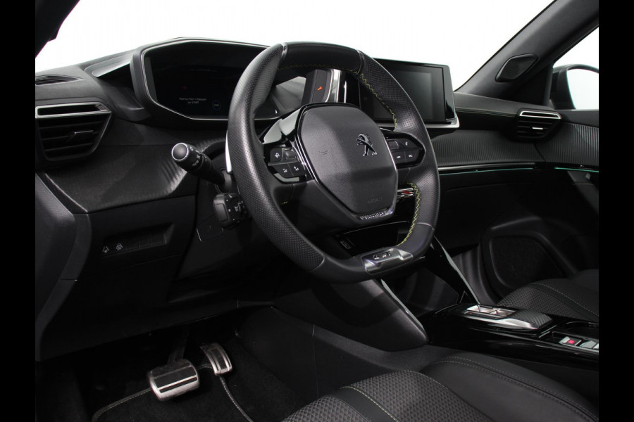 Peugeot 2008 1.2 PureTech 130pk GT Line Auto. Navigatie Apple Carplay/Android Auto Camera Parkeersensoren Adaptive Cruise Control Stoelverwarming Full Led Climate Control
