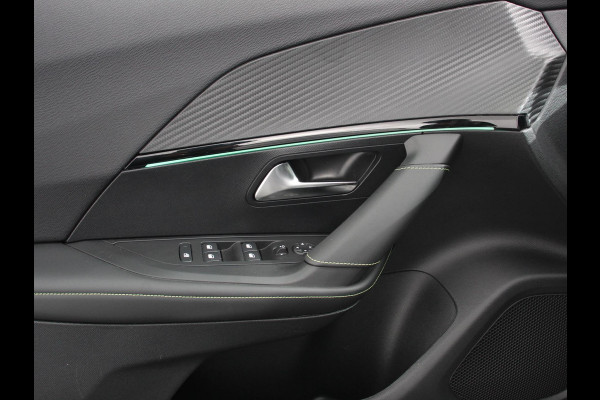 Peugeot 2008 1.2 PureTech 130pk GT Line Auto. Navigatie Apple Carplay/Android Auto Camera Parkeersensoren Adaptive Cruise Control Stoelverwarming Full Led Climate Control